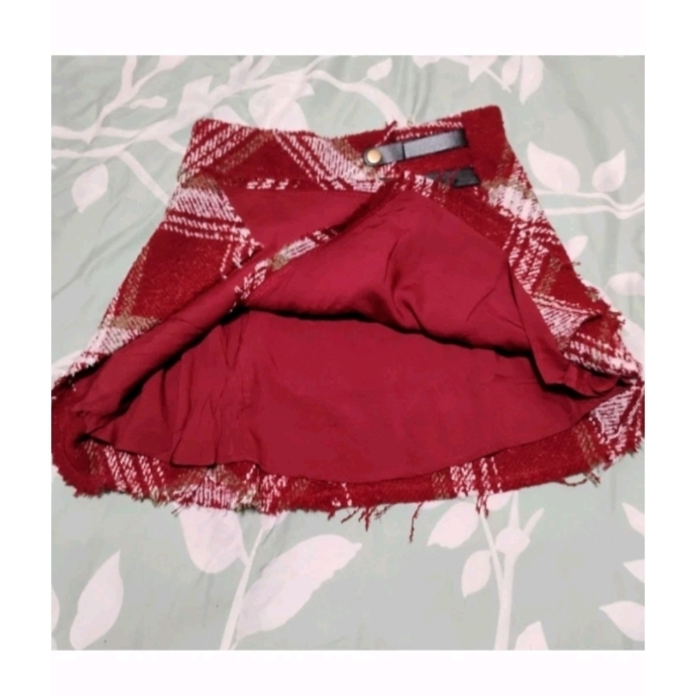 Chic Red Plaid A-Line Skirt - Picture 7 of 11